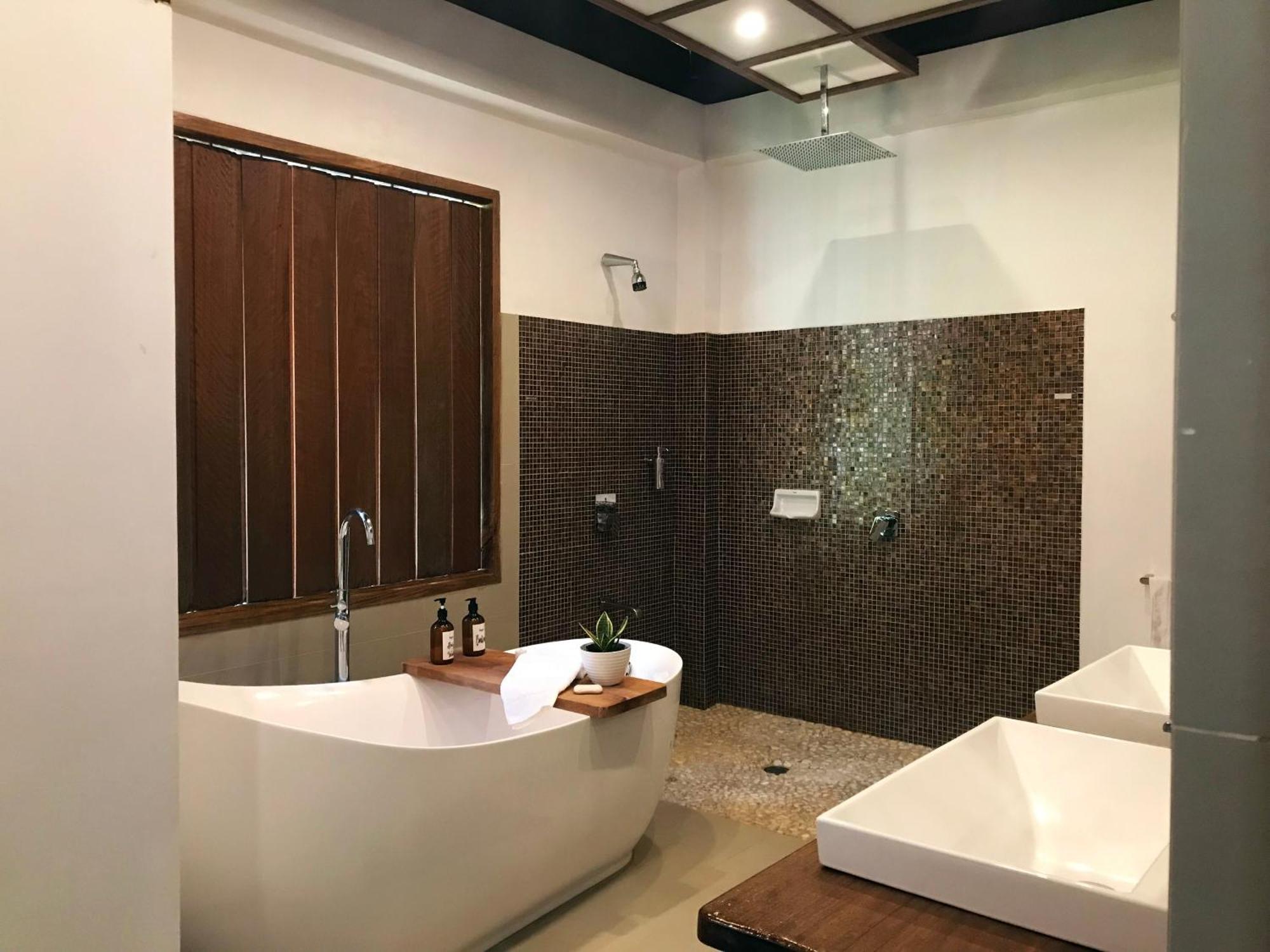 โดลาร็อก บีช รีสอร์ต Hotel เอลนิโด ห้อง รูปภาพ